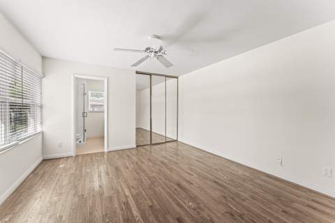 3136 Kingston Court, West Palm Beach FL - photo 20 of 32