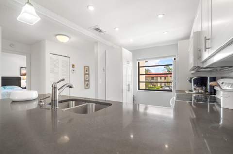 21218 Lago Circle #F, Boca Raton FL - photo 14 of 40
