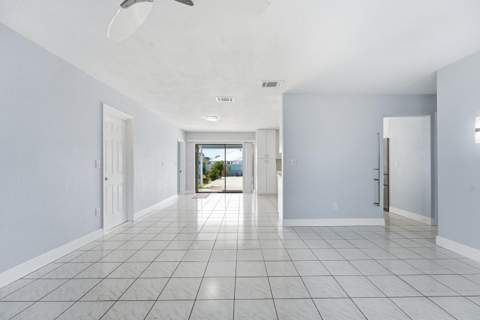 420 SE Streamlet Avenue, Port St. Lucie FL - photo 10 of 47