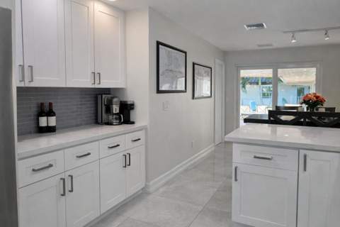 3910 NE 26th Avenue, Lighthouse Point FL - photo 21 of 33