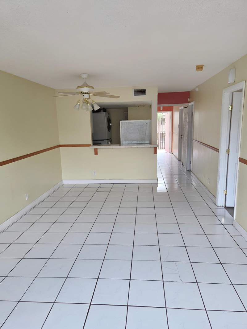 2 bedroom Condominium at 3253 Riverside Drive #D-301, Palm Court Condo, Coral Springs — photo 4