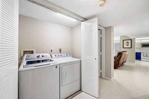 10576 Tropic Palm Avenue #102, Boynton Beach FL - photo 20 of 37