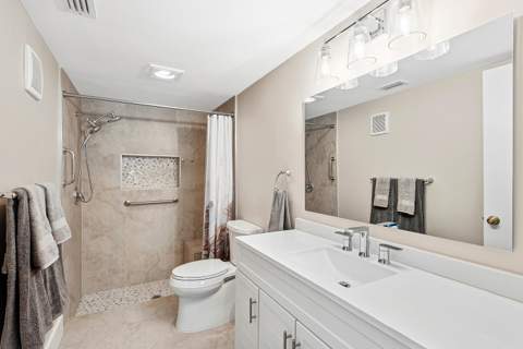 10576 Tropic Palm Avenue #102, Boynton Beach FL - photo 18 of 37