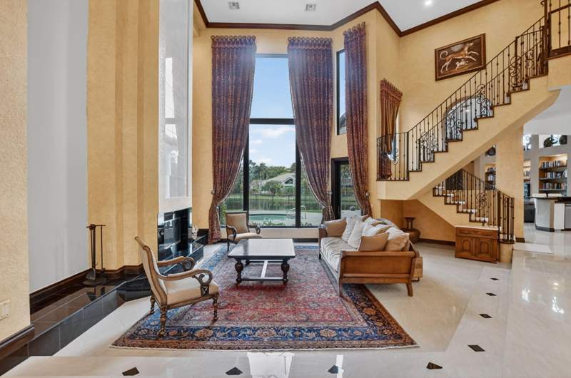 5 bedroom Single Family Residence at 19220 Fox Landing Drive, Fox Landing, Boca Raton — photo 4