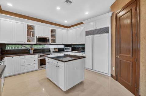 19220 Fox Landing Drive, Boca Raton FL - photo 11 of 58