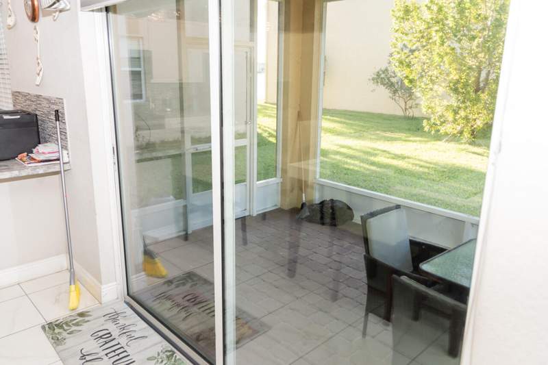 4 bedroom Single Family Residence at 1300 NW Fiorenza Court, Vizcaya Falls Plat 1, Port St. Lucie — photo 4