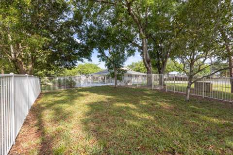 6537 SE Federal Highway #101, Stuart FL - photo 21 of 22