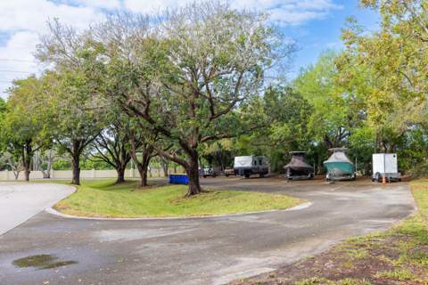 6537 SE Federal Highway #101, Stuart FL - photo 22 of 22