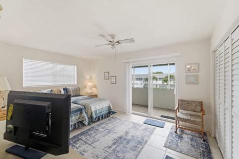 80 Harwood H, Deerfield Beach FL - photo 8 of 16