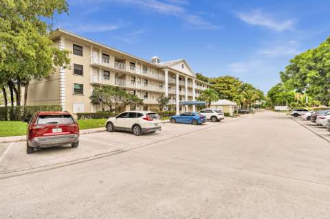 3507 Village Boulevard #106, West Palm Beach FL - photo 24 of 48