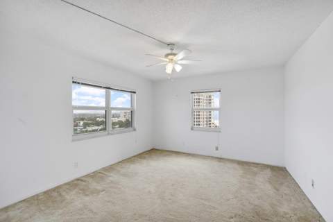 1500 S Ocean Boulevard #1101, Lauderdale-By-The-Sea FL - photo 8 of 32