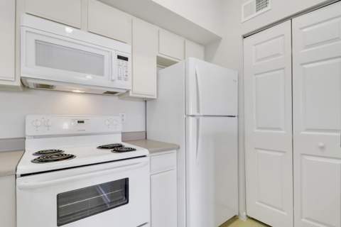 121 SW Palm Drive #Unit 306, Port St. Lucie FL - photo 9 of 54