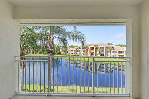 121 SW Palm Drive #Unit 306, Port St. Lucie FL - photo 11 of 54