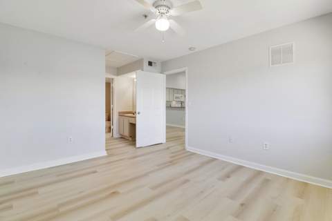 121 SW Palm Drive #Unit 306, Port St. Lucie FL - photo 22 of 54
