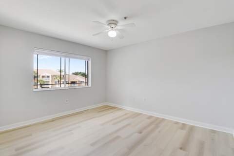 121 SW Palm Drive #Unit 306, Port St. Lucie FL - photo 23 of 54