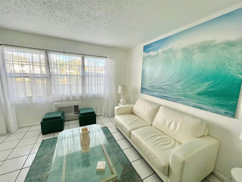 1 bedroom Condominium at 266 Oakridge P #266, Oakridge P Condo, Deerfield Beach — photo 2