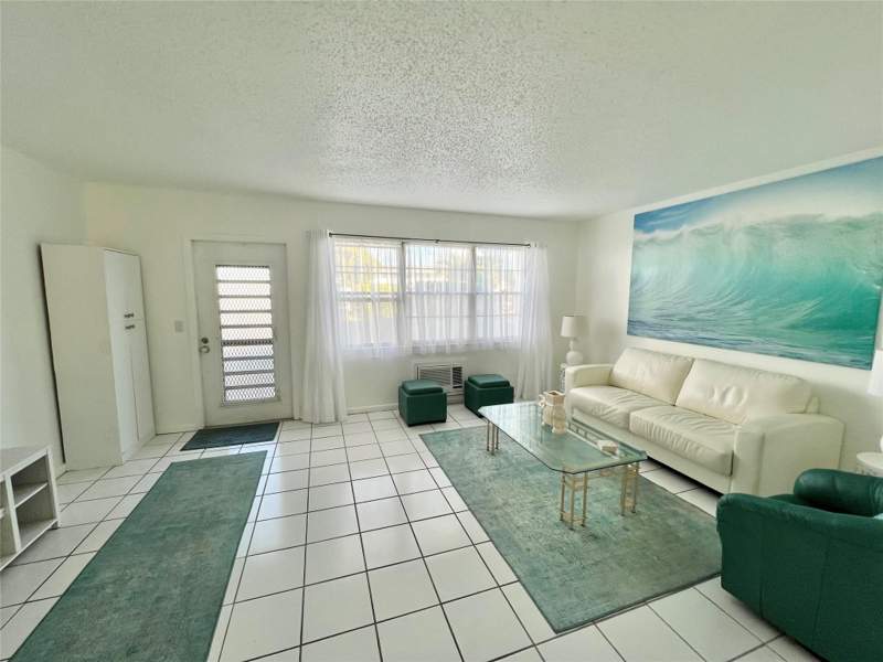 1 bedroom Condominium at 266 Oakridge P #266, Oakridge P Condo, Deerfield Beach — photo 3