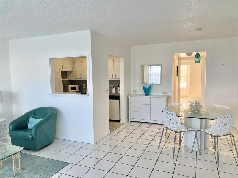 1 bedroom Condominium at 266 Oakridge P #266, Oakridge P Condo, Deerfield Beach — photo 4