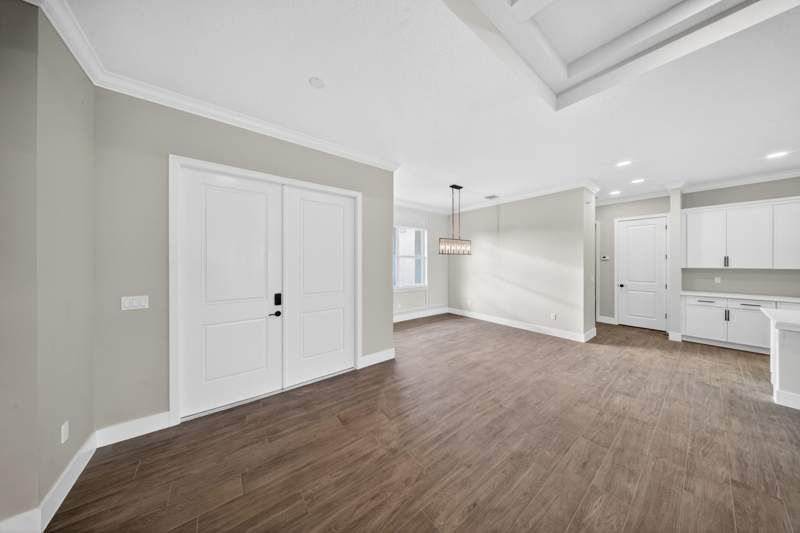 4 bedroom Single Family Residence at 5761 NW Cone Street, Port St Lucie Section 46 1st Replat, Port St. Lucie — photo 5
