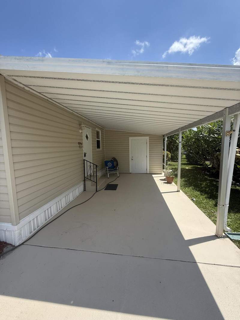2 bedroom Manufactured Home at 463 Onyx Way, Pinelake Village, Jensen Beach — photo 5