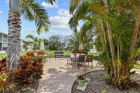 215 Sheffield I, West Palm Beach FL - photo 13 of 26