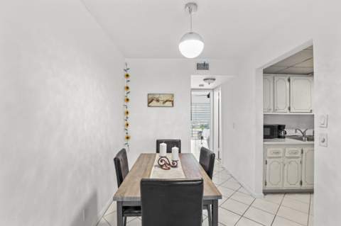 215 Sheffield I, West Palm Beach FL - photo 6 of 26