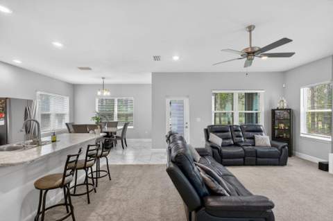 674 NE Turtleback Trail, Port St. Lucie FL - photo 9 of 40