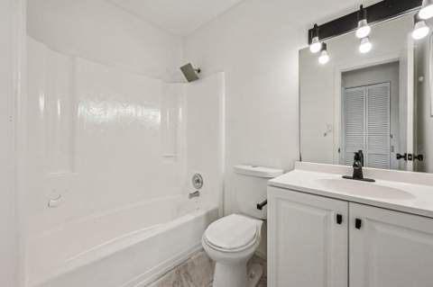 6001 Shakerwood Circle #203, Tamarac FL - photo 18 of 31