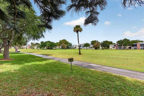 7321 NW 18th Street #107, Margate FL - photo 8 of 34