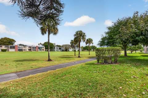 7321 NW 18th Street #107, Margate FL - photo 10 of 34