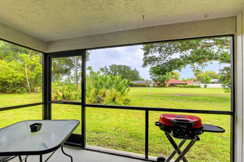 2 bedroom Villa at 3693 Arelia Drive, Shadywoods , Delray Beach — photo 5
