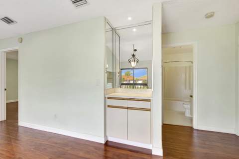 351 Club Circle #207, Boca Raton FL - photo 7 of 28