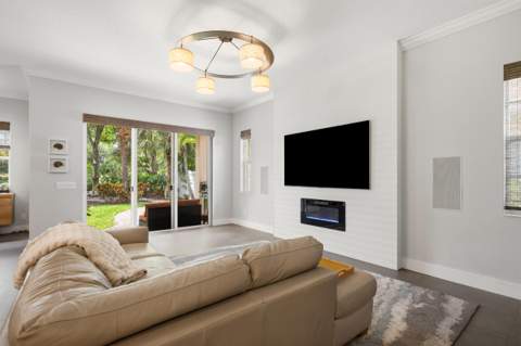 310 San Remo Drive, Jupiter FL - photo 12 of 44