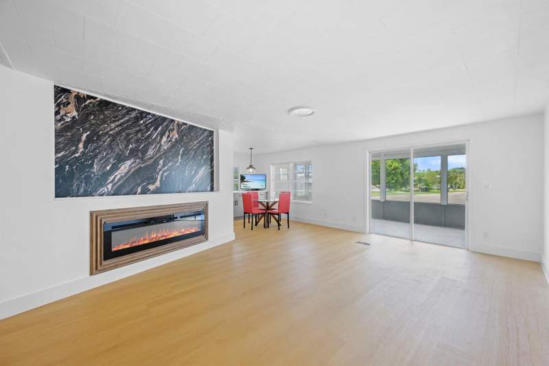3 bedroom Mobile Home at 2721 SW 54th Street, Ravenswood Estates & Marinas, Fort Lauderdale — photo 2