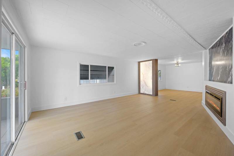 3 bedroom Mobile Home at 2721 SW 54th Street, Ravenswood Estates & Marinas, Fort Lauderdale — photo 3