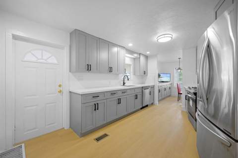 2721 SW 54th Street, Fort Lauderdale FL - photo 7 of 39