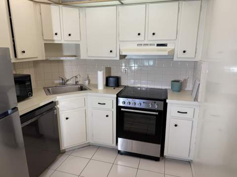5208 NE 24th Terrace #F106, Fort Lauderdale FL - photo 7 of 33