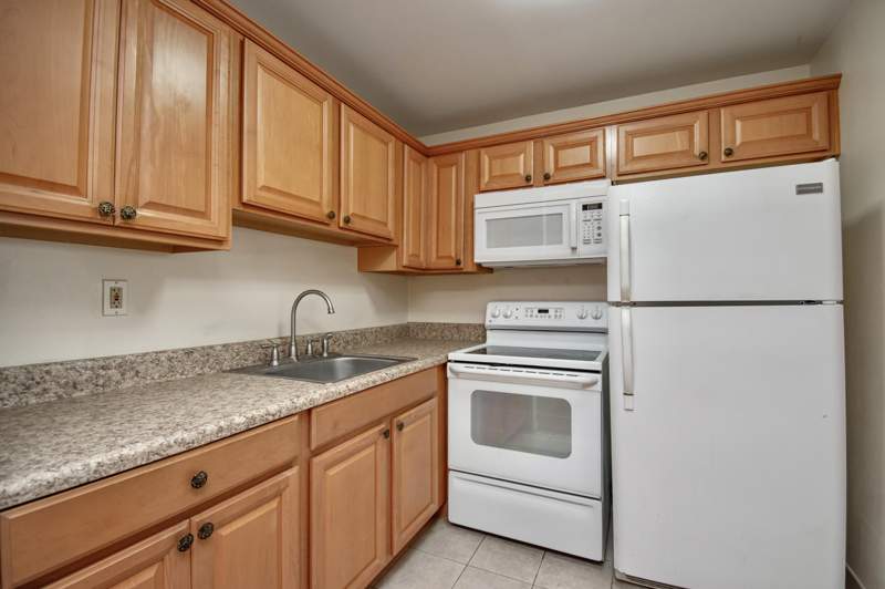 1 bedroom Condominium at 197 Andover H, Century Village-Andover Condos, West Palm Beach — photo 3