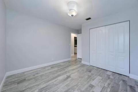 13383 Temple Boulevard, West Palm Beach FL - photo 10 of 26