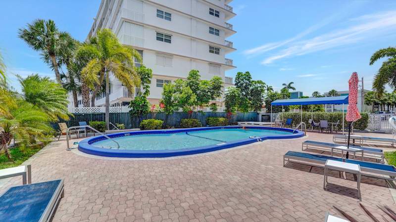 2 bedroom Condominium at 430 Golden Isles Drive #301, Golden Isles Yacht Club Condo, Hallandale Beach — photo 4