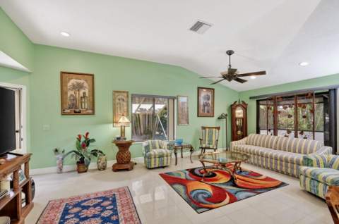 5155 Pine Drive, Boynton Beach FL - photo 9 of 83