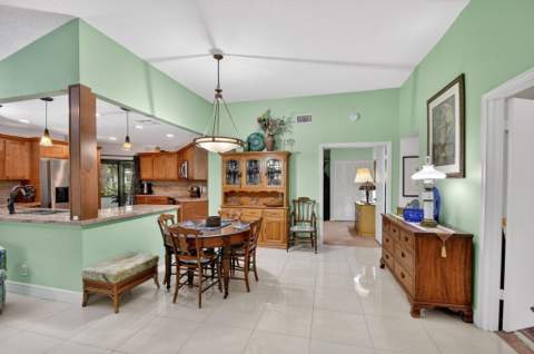 5155 Pine Drive, Boynton Beach FL - photo 13 of 83