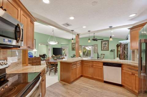 5155 Pine Drive, Boynton Beach FL - photo 20 of 83