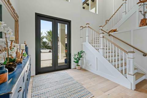 261 Old Jupiter Beach Road, Jupiter FL - photo 6 of 97