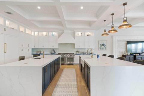 261 Old Jupiter Beach Road, Jupiter FL - photo 20 of 97