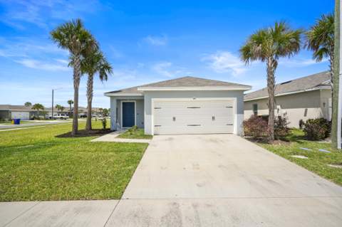521 Cherimoya Street, Fort Pierce FL - photo 6 of 48