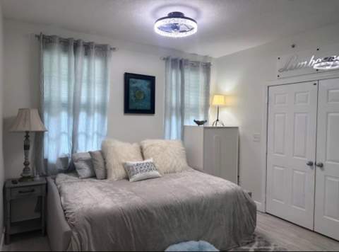 146 Moorings Drive, Lantana FL - photo 9 of 27