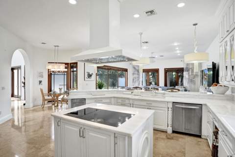 4700 NE 29th Avenue, Fort Lauderdale FL - photo 13 of 62