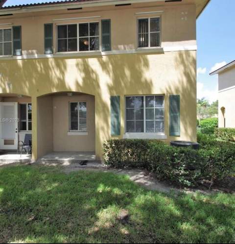 6030 SW 19th Place, North Lauderdale FL - photo 8 of 12