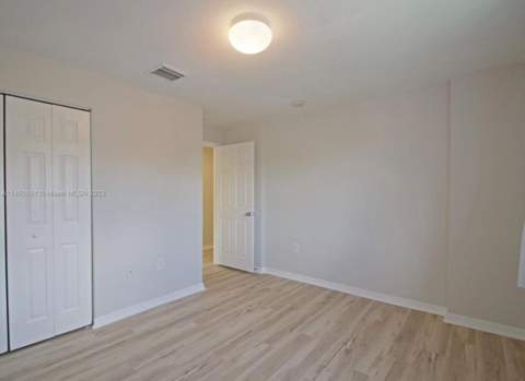 6030 SW 19th Place, North Lauderdale FL - photo 11 of 12